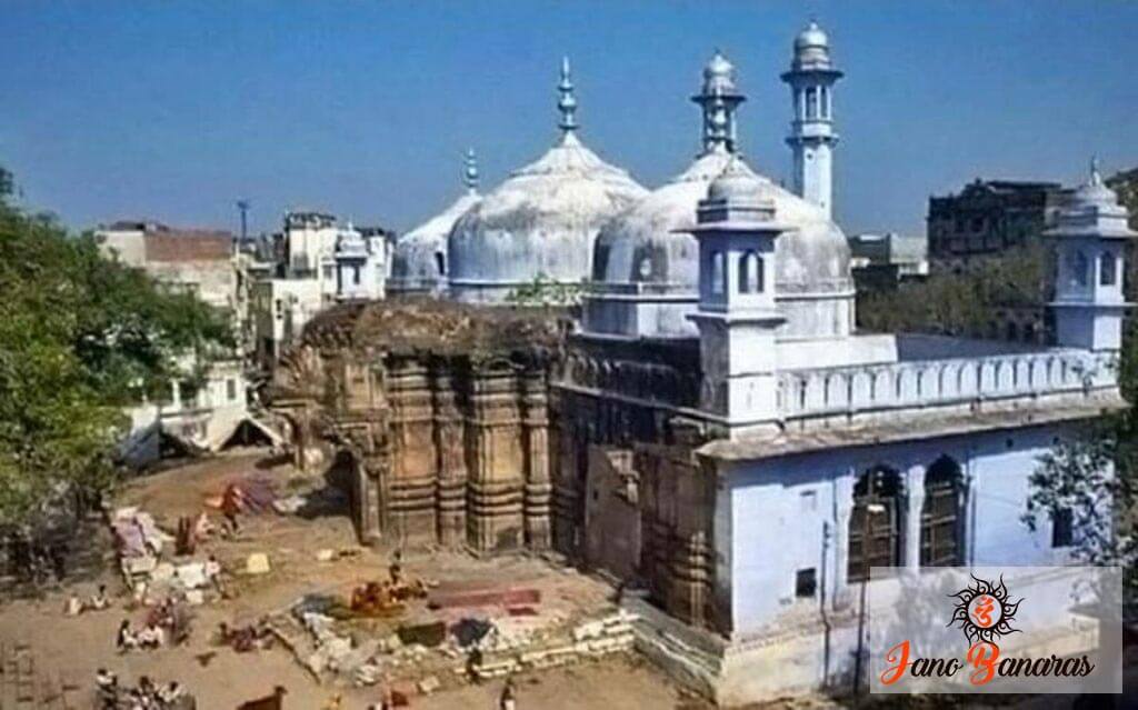 Shri Kashi Vishwanath Temple